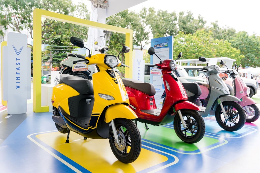 Người dân mua xe máy điện từ hơn 1 triệu đồng, tài xế nhận xe với 0 đồng