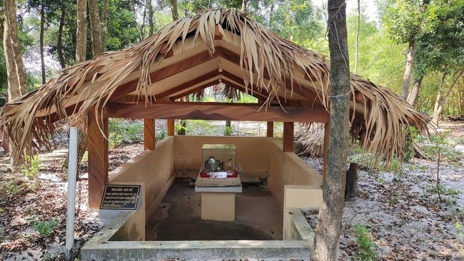 Hạng mục bên trong di tích Địa điểm Trạm phẫu thuật tiền phương.