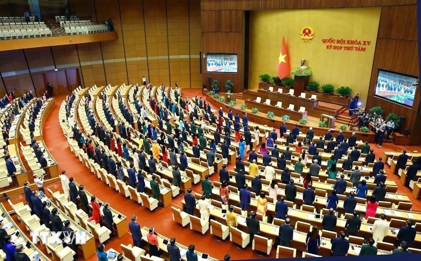 Theo Quy định số 365, Bộ Chính trị quy định cùng với tiêu chuẩn các chức danh phải bảo đảm đầy đủ 6 tiêu chuẩn chung đối với cán bộ lãnh đạo, quản lý các cấp; đồng thời Lãnh đạo chủ chốt của Đảng, Nhà nước phải đáp ứng các tiêu chuẩn của mỗi chức danh, cụ thể.