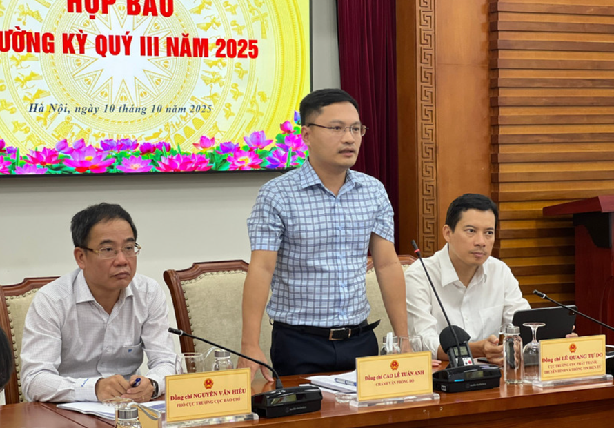 Đại diện Bộ Văn hóa, Thể thao và Du lịch tại cuộc họp thường kỳ quý III-2025