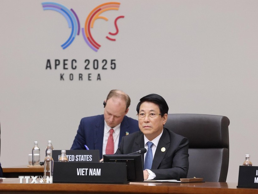 Chủ tịch nước Lương Cường dự Hội nghị Cấp cao Diễn đàn Hợp tác kinh tế châu Á-Thái Bình Dương (APEC) lần thứ 32.