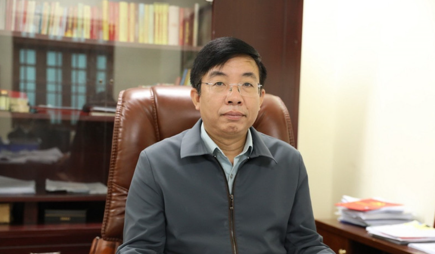 Ông Nguyễn Văn Cường, Phó Bí thư Đảng ủy, Chủ tịch Ủy ban Nhân dân phường Nam Hoa Lư, tỉnh Ninh Bình góp ý vào dự thảo văn kiện Đại hội XIV của Đảng.