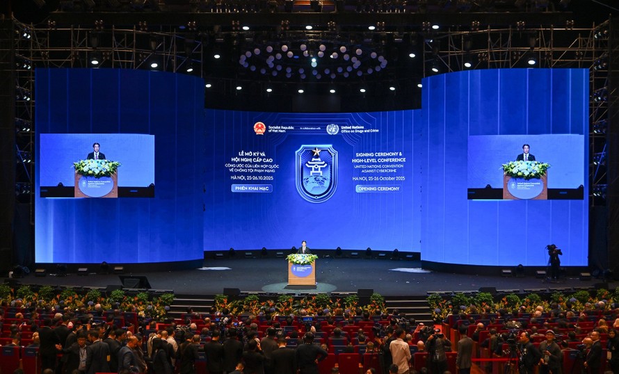 Quang cảnh Lễ mở ký và Hội nghị cấp cao Công ước của Liên hợp quốc về chống tội phạm mạng.