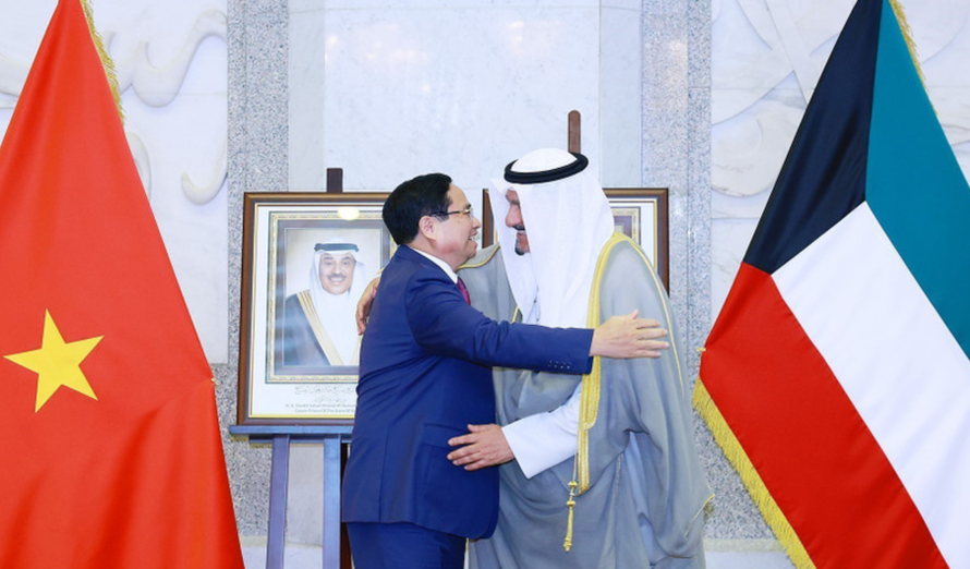 Thủ tướng Phạm Minh Chính hội đàm với Thủ tướng Nhà nước Kuwait Sheikh Ahmad Abdullah Al-Ahmad Al Sabah.