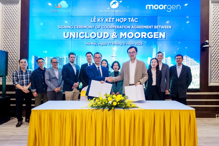 Lãnh đạo Unicloud Group và Moorgen Group ký biên bản ghi nhớ hợp tác.