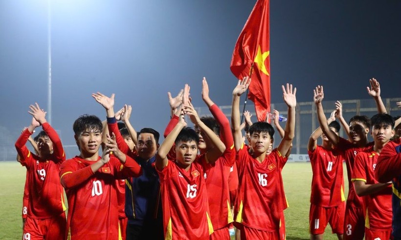 U17 Việt Nam giành quyền tham dự vòng chung kết U17 châu Á 2026. 