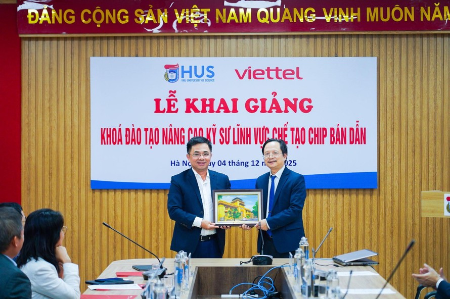 Viettel sẵn sàng cho quá trình triển khai Đề án nhà máy chế tạo chip bán dẫn Viettel.