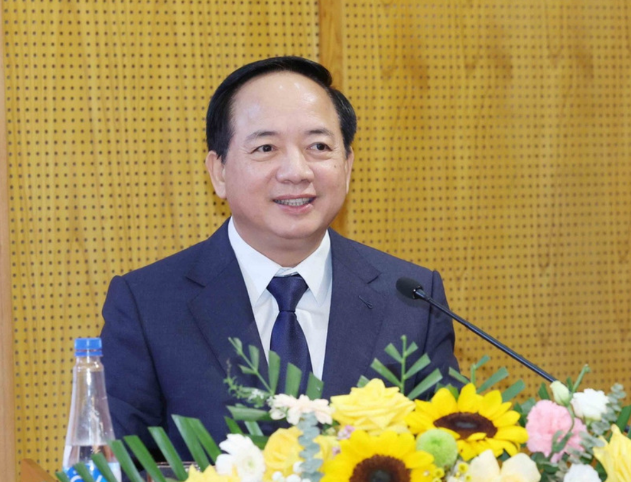 Đồng chí Trịnh Văn Quyết, Bí thư Trung ương Đảng, Trưởng Ban Tuyên giáo và Dân vận Trung ương phát biểu kết luận hội nghị. 