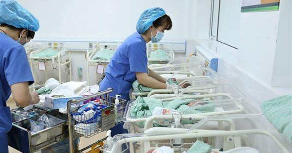 Giữ mức sinh thay thế: Cần can thiệp sớm trước xu hướng sinh thấp kéo dài