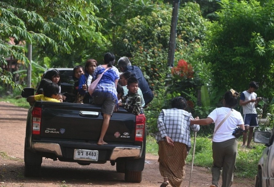 Người dân sơ tán tại tỉnh Surin (Thái Lan) sau khi xung đột tái diễn ở khu vực biên giới Thái Lan-Campuchia, ngày 24/7/2025.