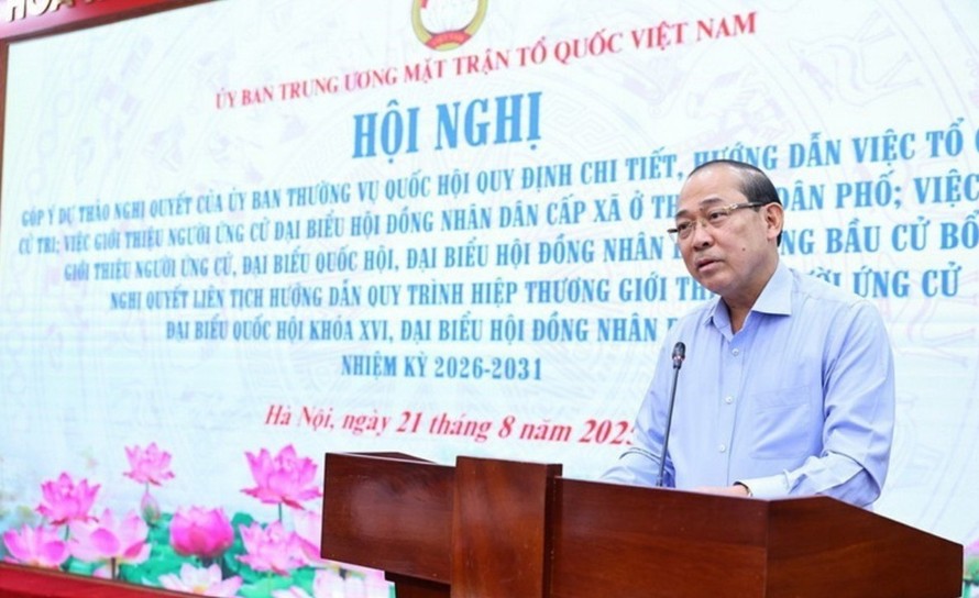 Phó Chủ tịch Ủy ban Trung ương MTTQ Việt Nam Hoàng Công Thủy phát biểu. Ảnh: Minh Đức