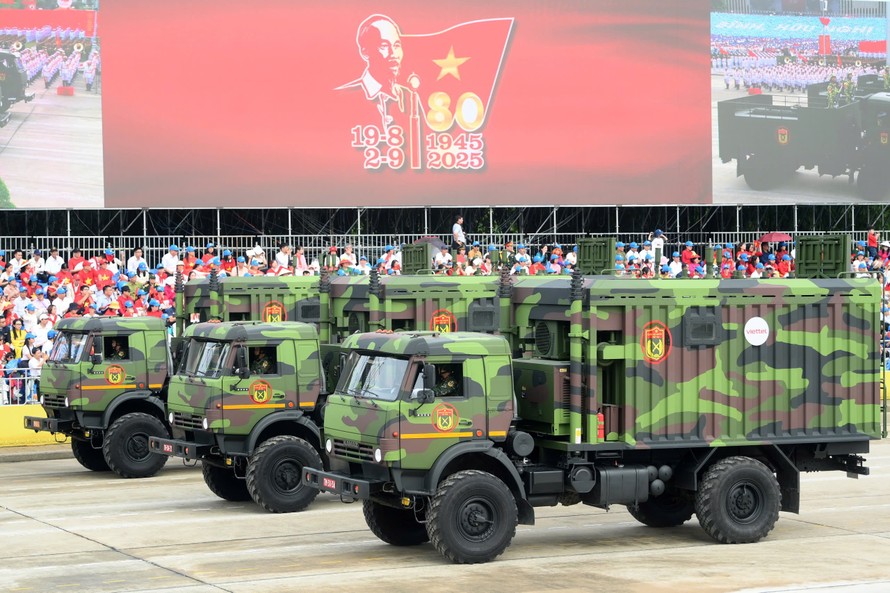 Lần đầu tiên khí tài công nghệ cao của Viettel tham gia lễ diễu binh, diễu hành ngày 2/9