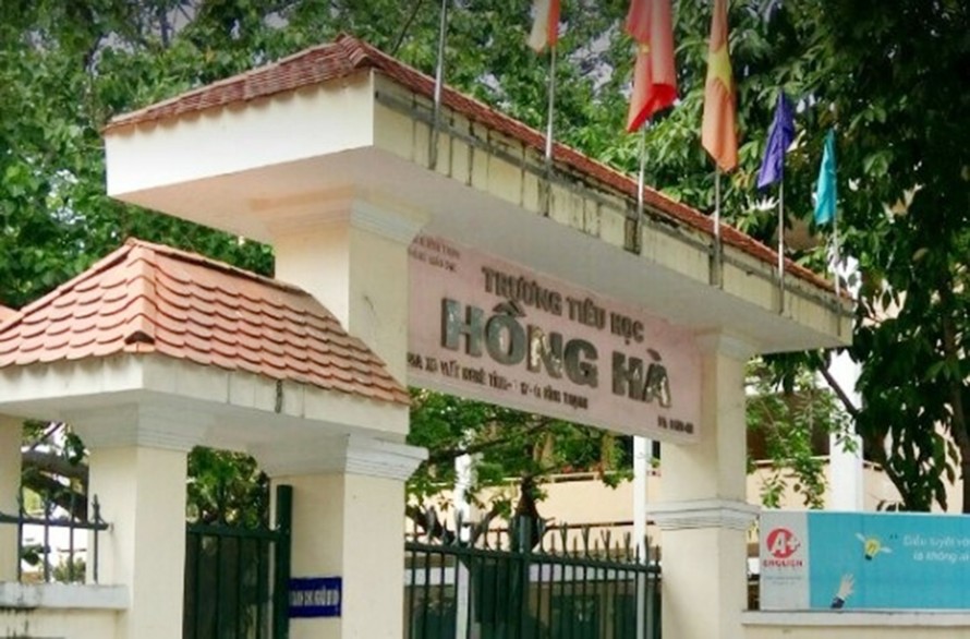 Phê bình Hiệu trưởng trường Tiểu học Hồng Hà để xảy ra lạm thu