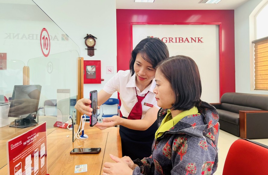 Thu thập sinh trắc học trên Agribank Plus - Cơ hội rinh nhiều quà hấp dẫn