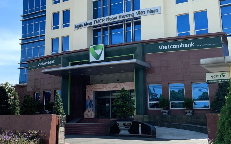 Vietcombank chi nhánh Nam Bình Dương - nơi xảy ra vụ việc mất 300 triệu đồng trong tài khoản.