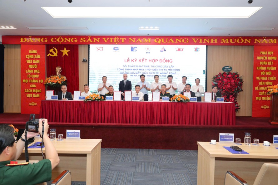 Ký hợp đồng trị giá 1.451 tỷ đồng xây lắp Nhà máy thủy điện Trị An mở rộng