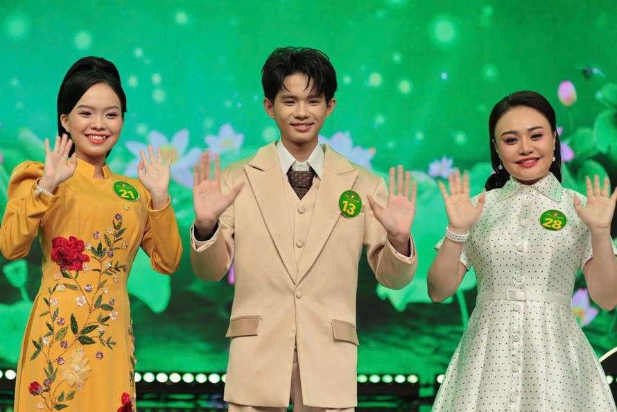 Hà Như, Quan Trí và Thùy Dương sẵn sàng tranh danh hiệu Chuông vàng vọng cổ 2025 vào tối 28/9 - Ảnh: HTV