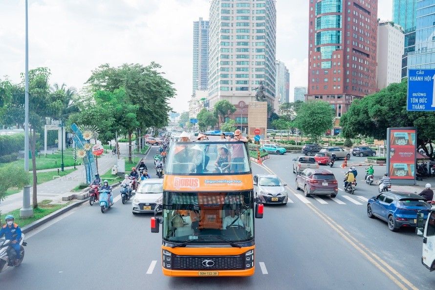 Tuyến xe buýt 2 tầng “Di sản văn hóa Sài Gòn” chính thức lăn bánh