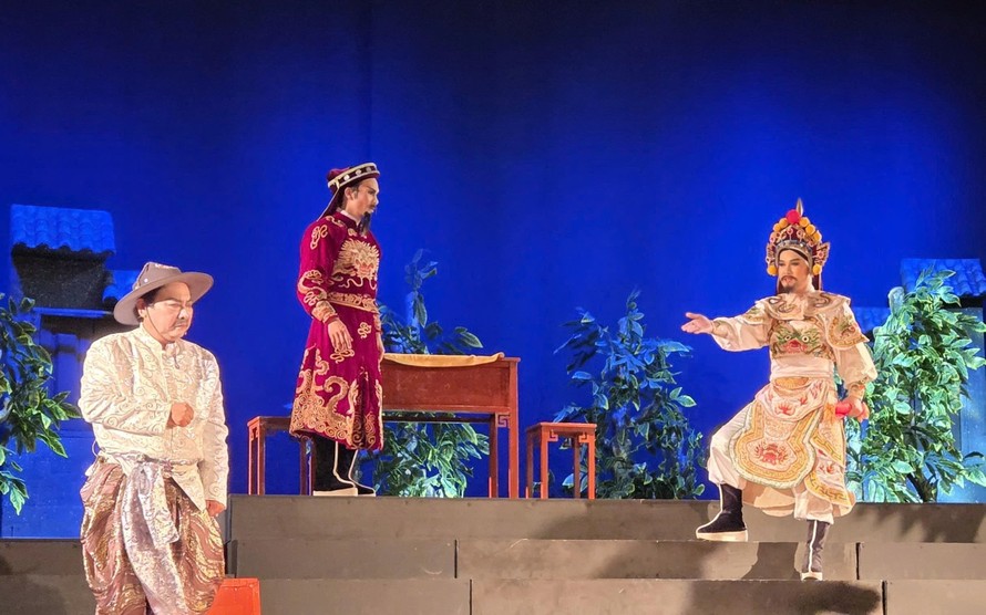 Trong vở "Hiền thần", danh tướng Nguyễn Cửu Đàm xem nền tảng hòa hiếu với lân bang là chìa khóa giữ nước - Ảnh: Minh Khang