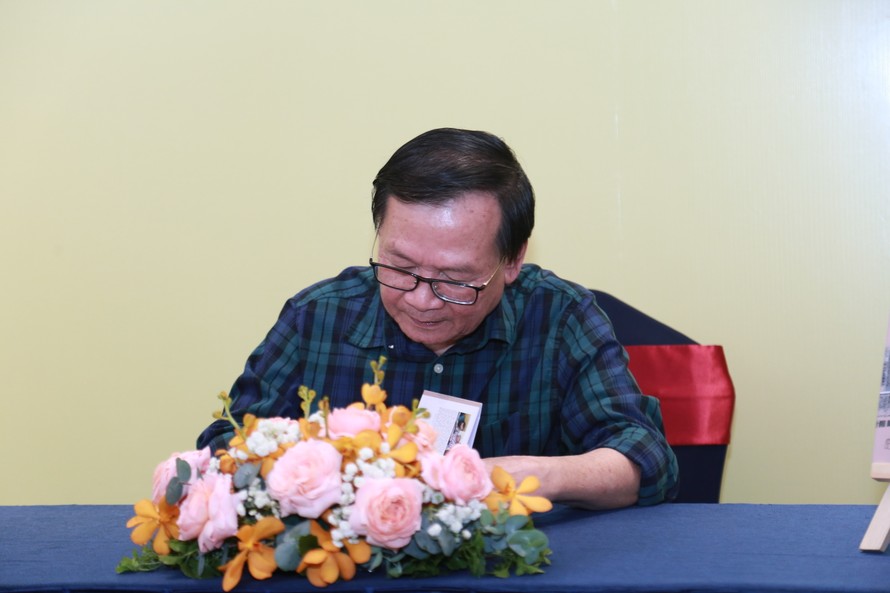 Nhà văn Nguyễn Nhật Ánh tại một sự kiện ra mắt sách