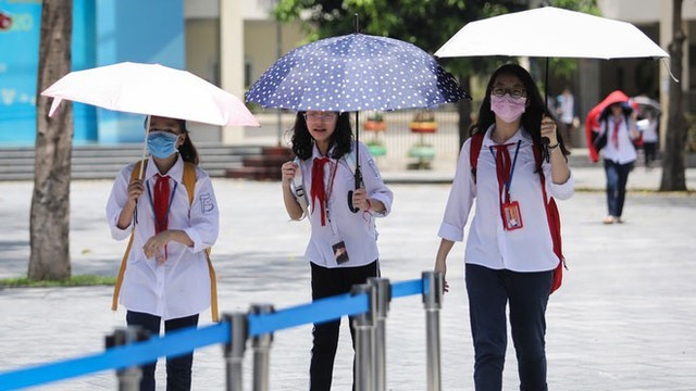 Trường học chủ động ứng phó với nắng nóng, đảm bảo an toàn cho giáo viên, học sinh