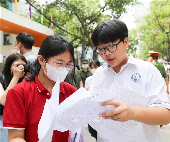 Thí sinh dự thi vào lớp 10 THPT của Hà Nội. Ảnh: Thanh Tùng/TTXVN.