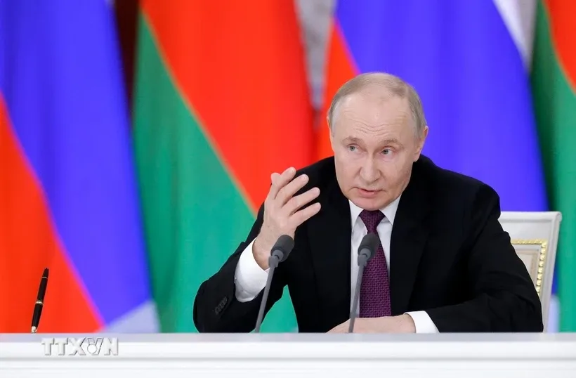Tổng thống Nga Vladimir Putin trong cuộc họp báo tại Moskva. Ảnh: france24.com/TTXVN