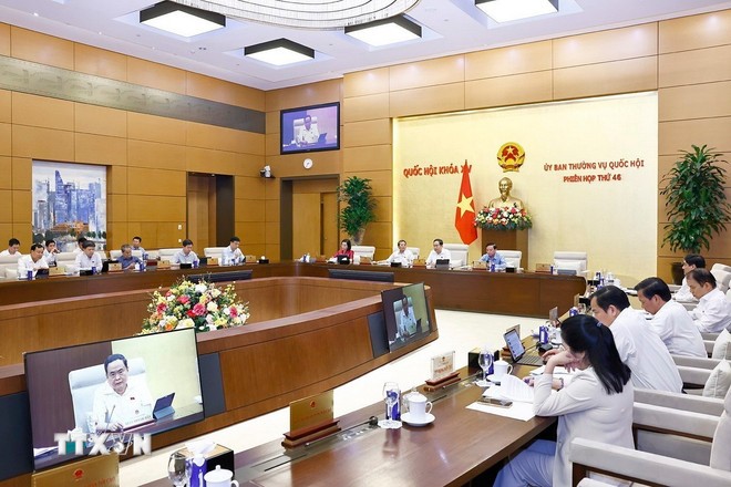 Ủy ban Thường vụ Quốc hội cho ý kiến về Nghị quyết của Quốc hội và các luật. Ảnh: Doãn Tấn/TTXVN.