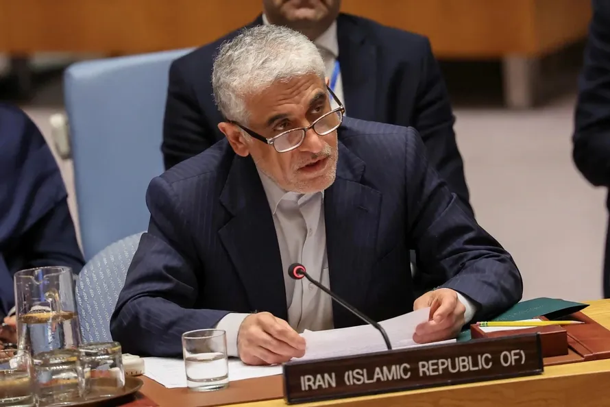 Đại sứ Iran tại Liên hợp quốc Amir Saeid Iravani phát biểu tại cuộc họp Hội đồng Bảo an.