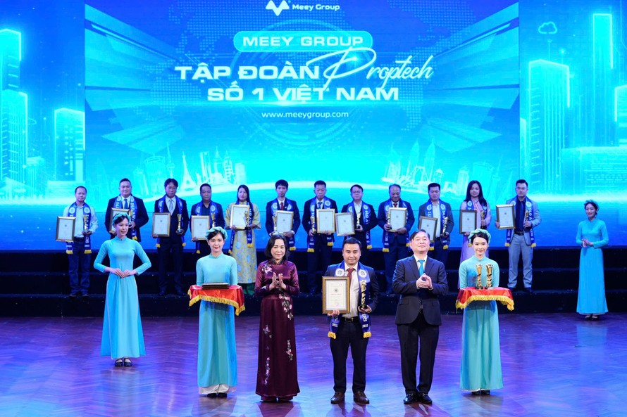Meey Group lần thứ 3 liên tiếp được vinh danh tại Top Công nghiệp 4.0 Việt Nam