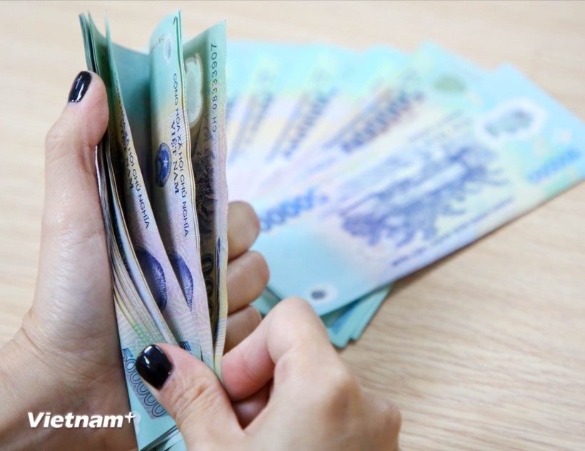 Bộ Nội vụ đang tiếp tục theo dõi, đôn đốc giải quyết kịp thời, đầy đủ chế độ, chính sách cho đội ngũ cán bộ, công chức, viên chức nghỉ chế độ do sắp xếp theo quy định. Ảnh: PV/TTXVN.