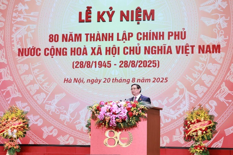 Thủ tướng Phạm Minh Chính trình bày diễn văn kỷ niệm 80 năm thành lập Chính phủ. Ảnh: Dương Giang/TTXVN.