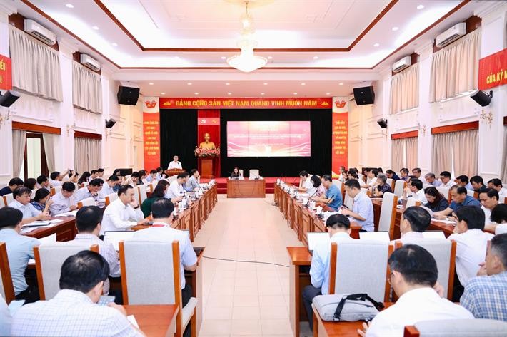 Hai dự thảo Luật Giáo dục thể chế hóa được Nghị quyết 71