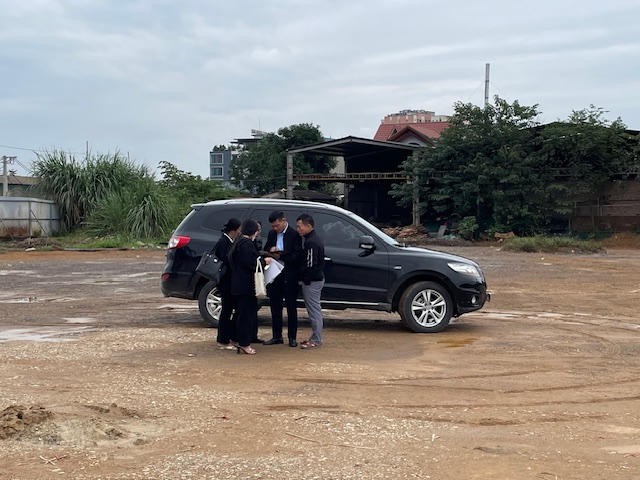 Nhà đầu tư đi săn đất nền Hòa Lạc.