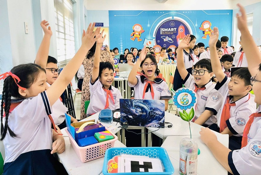 Ban hành Khung nội dung thí điểm giáo dục trí tuệ nhân tạo (AI) cho học sinh