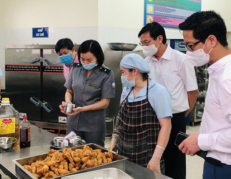 Bộ Y tế đề nghị các địa phương chủ động rà soát, tổ chức thực hiện hậu kiểm về an toàn thực phẩm năm 2025.