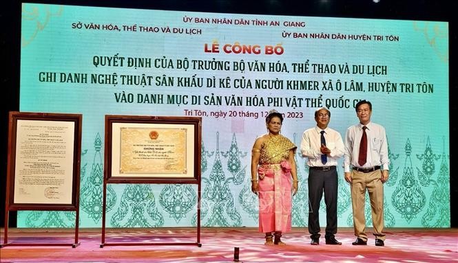 Nghệ thuật trình diễn sân khấu Dì kê là di sản văn hóa phi vật thể quốc gia