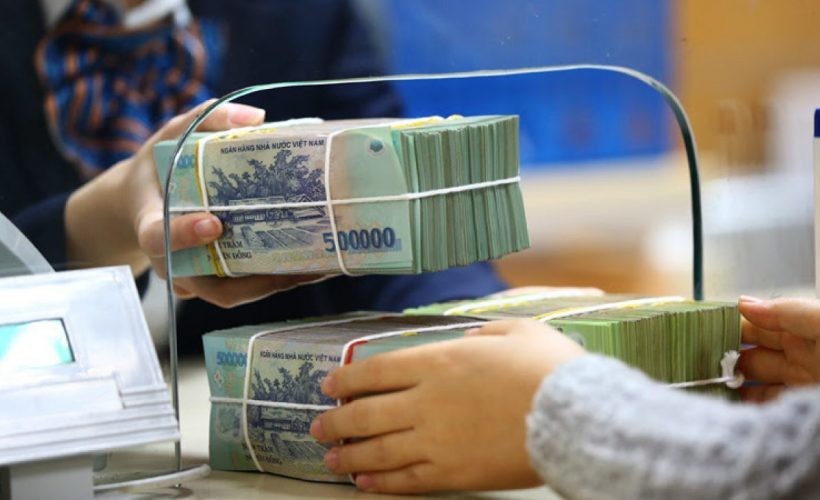 Lãi suất tiết kiệm chưa dứt đà giảm