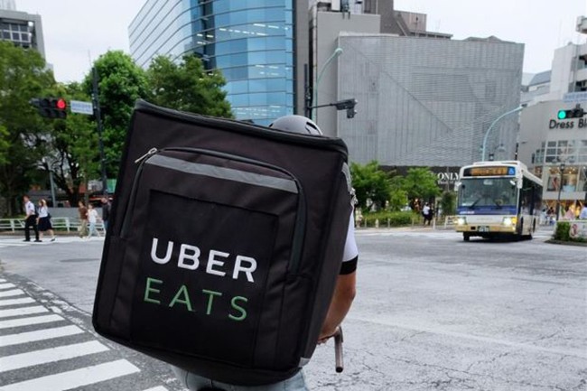 Uber hối thúc Nhật Bản nới lỏng dịch vụ chia sẻ xe