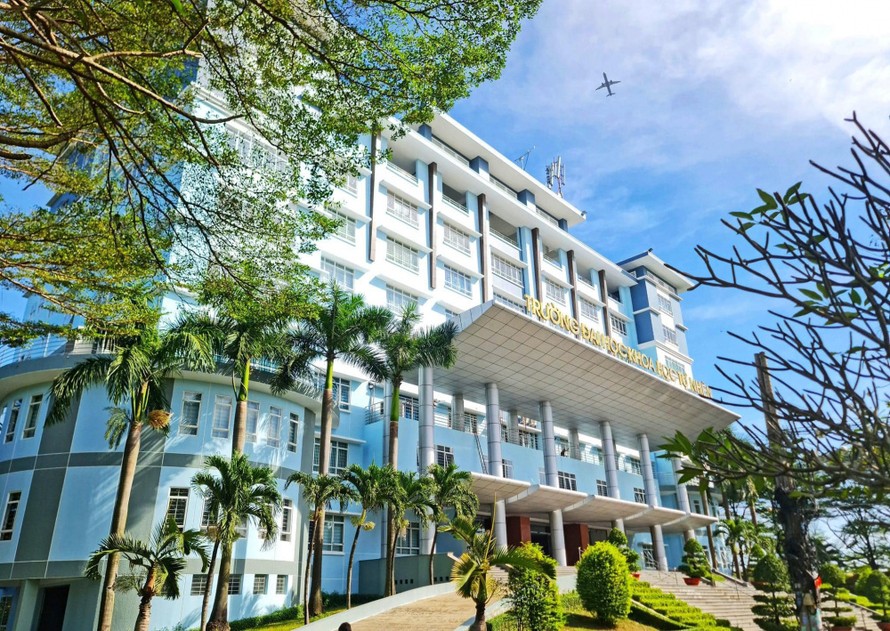 Đại học Quốc gia TP Hồ Chí Minh công bố 16 chuyên gia quốc tế đầu tiên tham gia Chương trình Giáo sư thỉnh giảng