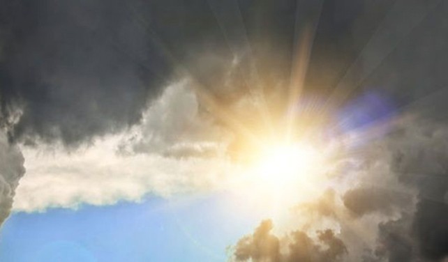 Các trường đại học Anh có thể không phải đối mặt với ngày tận thế như nhiều người lo sợ. Ảnh: Top University