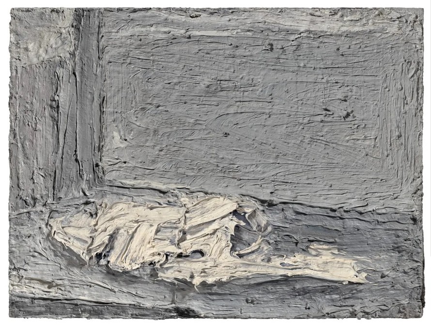 Bức *Nude on Bed III* của Auerbach được ước tính có giá hơn 1 triệu USD. 