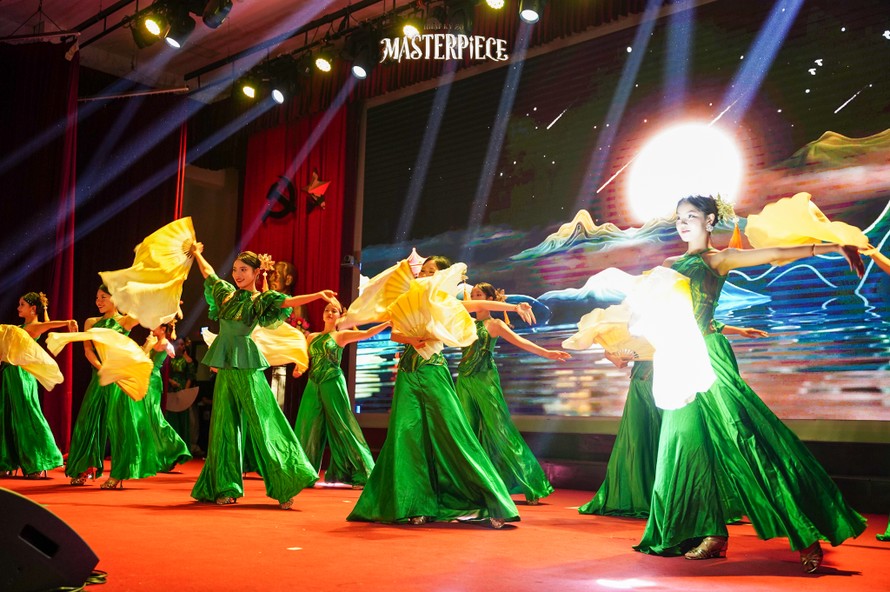 Đắm chìm trong không gian âm nhạc nghệ thuật tại đêm Đại Nhạc hội Nhật Ký 20 - 2025: Masterpiece