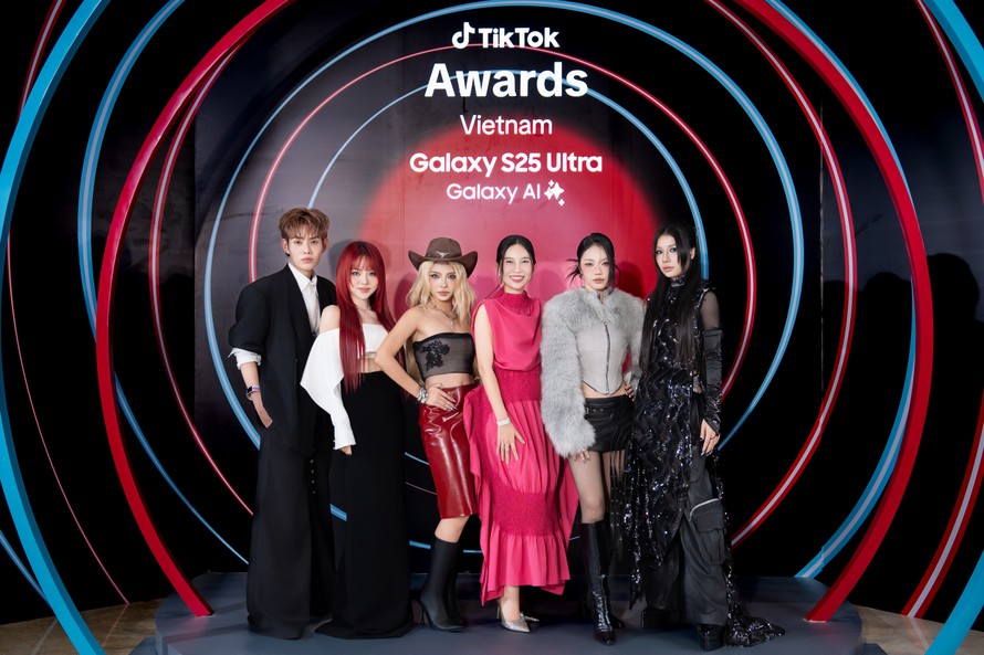 DatVietVAC được vinh danh tại TikTok Awards Việt Nam 2025