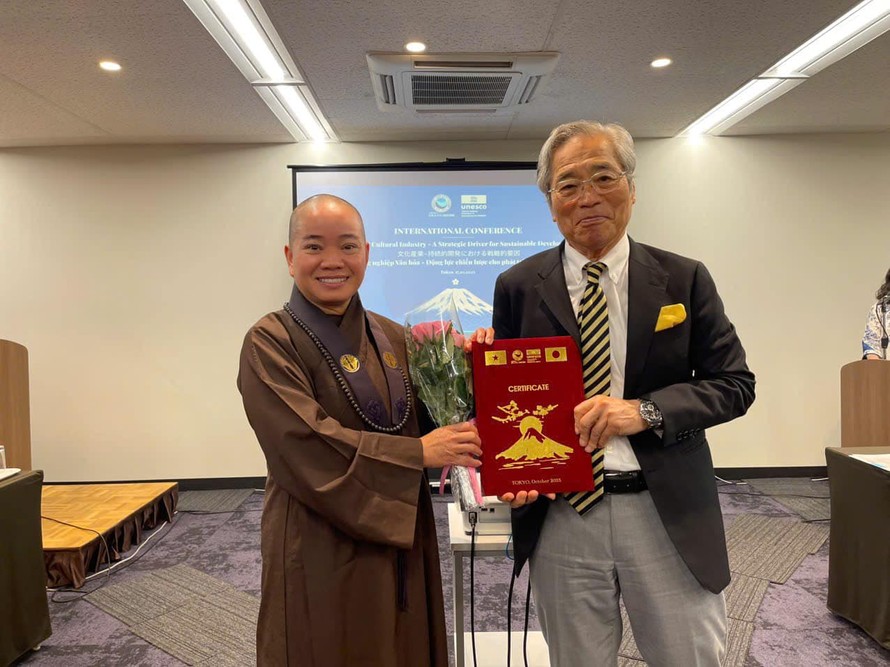 Hội nghị quốc tế "Công nghiệp văn hóa là động lực cho phát triển bền vững" tổ chức bởi Liên hiệp các Hội UNESCO Nhật Bản và Liên hiệp các Hội UNESCO Việt Nam tại Tokyo, ngày 17/10/2025.