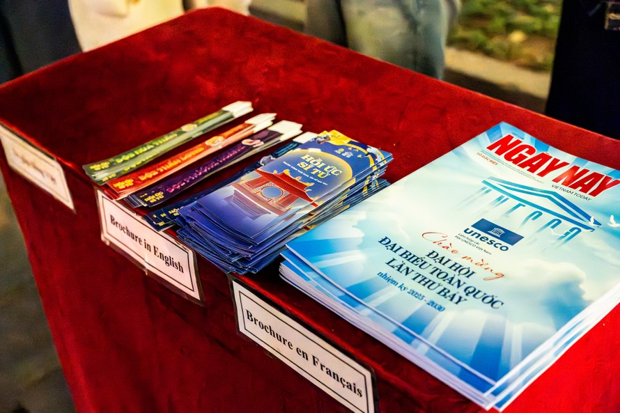 Hồi Ức Sĩ Tử: Mô hình tour đêm thử nghiệm ứng dụng gamification của sinh viên tại Văn Miếu - Quốc Tử Giám