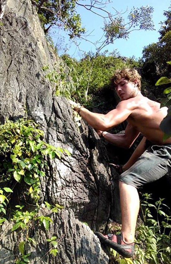 Free soloing- thú chơi mạo hiểm mà phượt thủ Anh tử nạn yêu thích