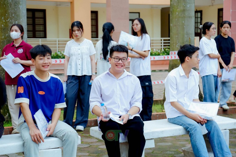 Số lượng thí sinh đăng ký xét tuyển đại học, cao đẳng năm 2025 tăng hơn năm trước
