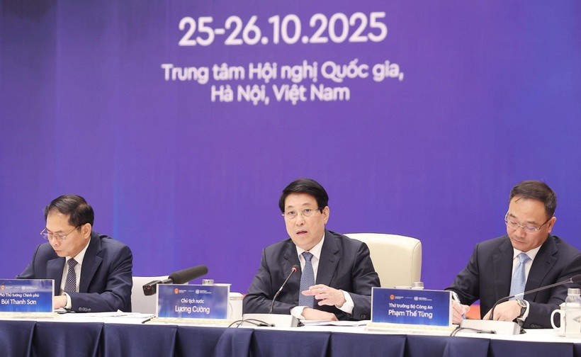 Chủ tịch nước Lương Cường phát biểu tại cuộc họp.