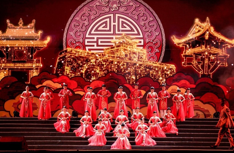 Tiết mục nghệ thuật tại chương trình Lễ bế mạc. 